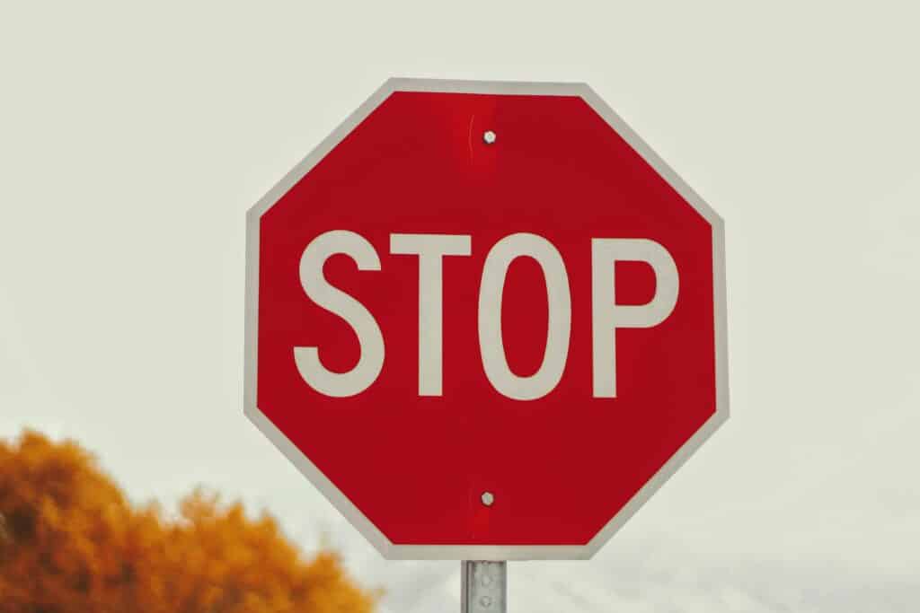 an image of a stop sign representing learning how to stop drinking