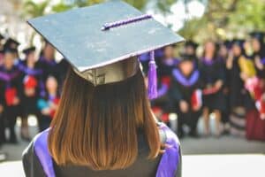 tips for graduating college while in recovery | Renaissance Recovery