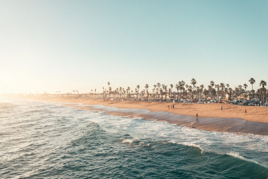 Newport beach in california, one of the best places for meditiation