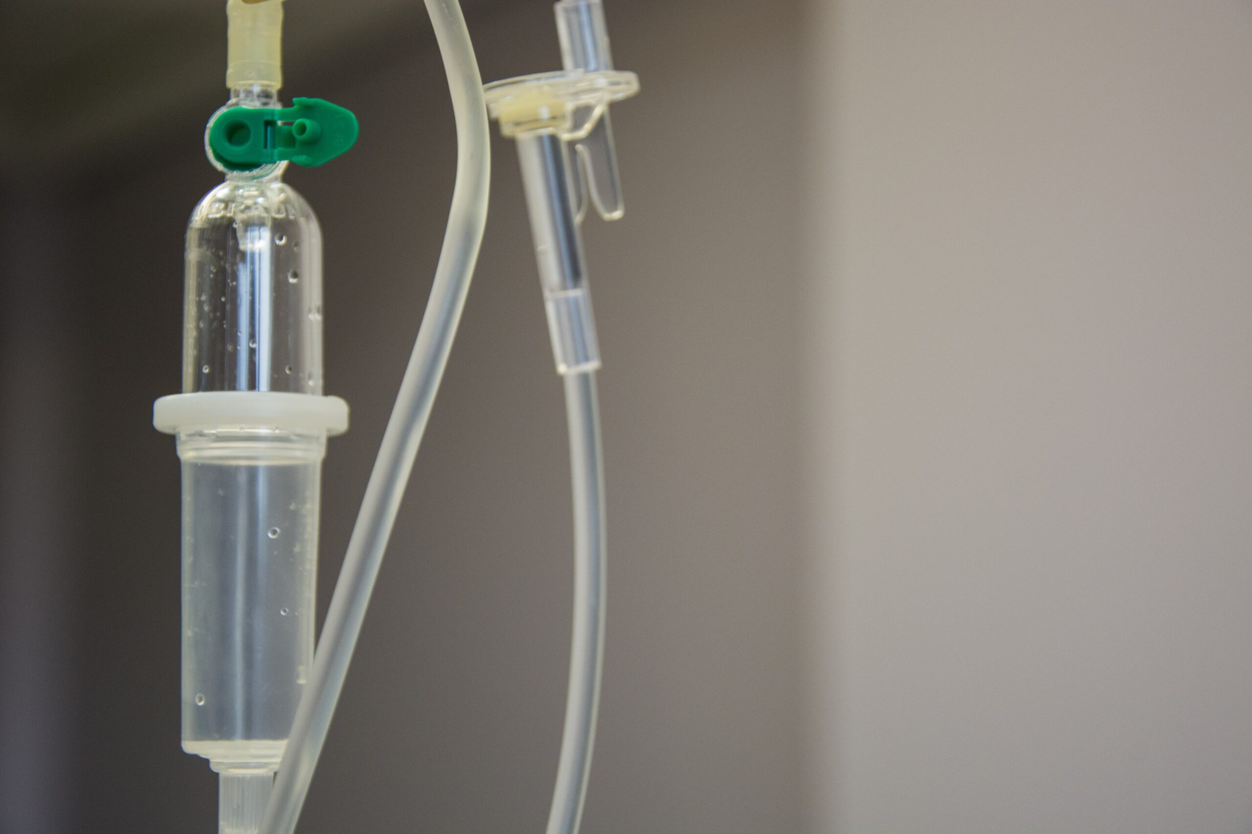 an image of an iv representing an opioid detox